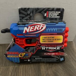 Nerf Alpha Strike Claw QS-4 Blaster in Blue and Red
